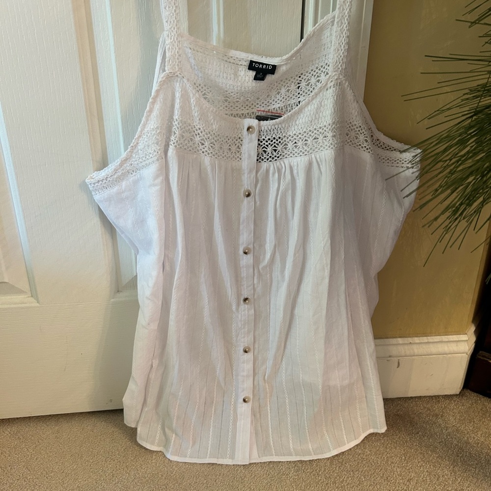 Torrid Button Up Embroidered Crochet Tank Top